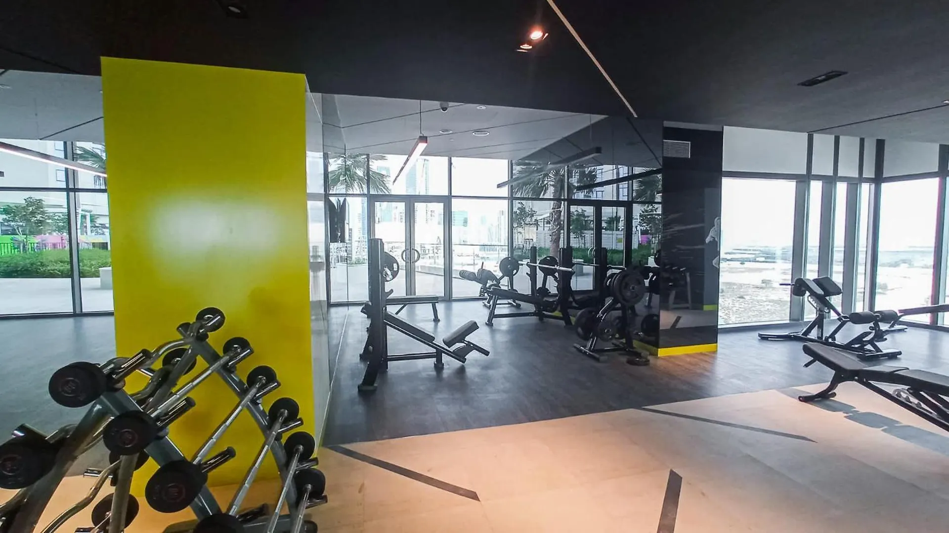 Modern Luxe 2Br In Business Bay Apartment Dubai United Arab Emirates