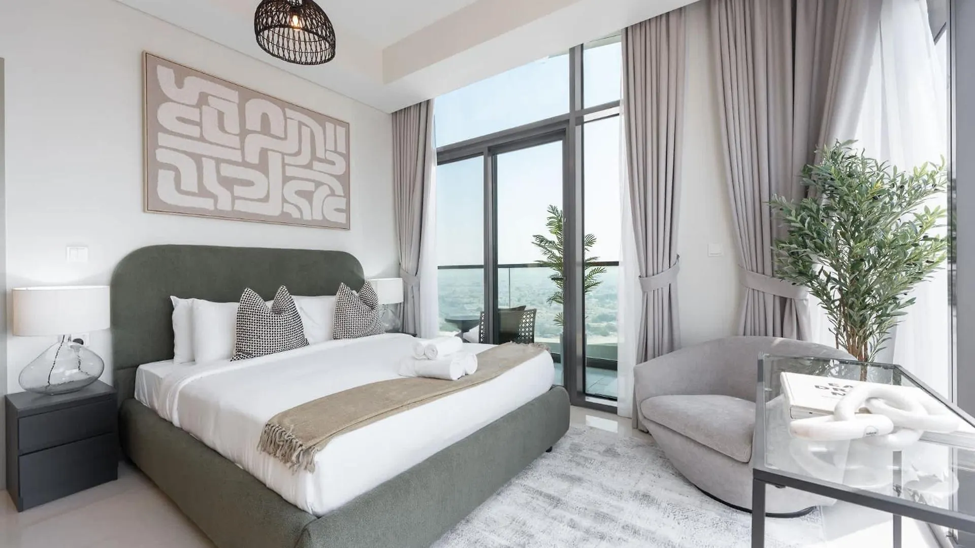 Modern Luxe 2Br In Business Bay Apartment Dubai